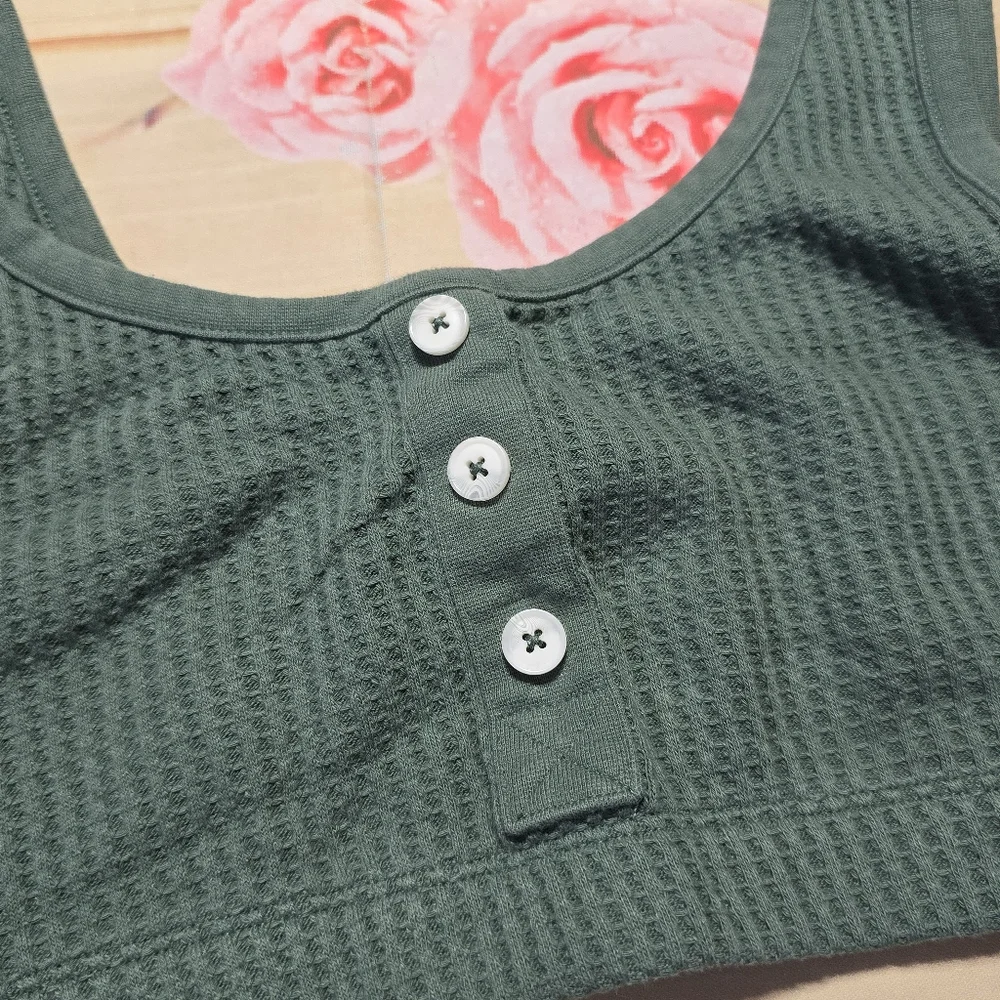 Old Navy olive green pajama top - Picture 4 of 8